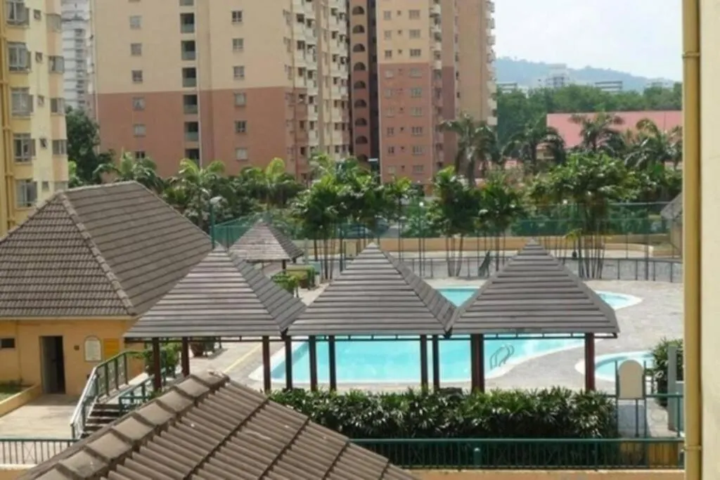 Apartment Jacuzzi Pool 3Bedroom, Walk To Stadium Kuala Lumpur