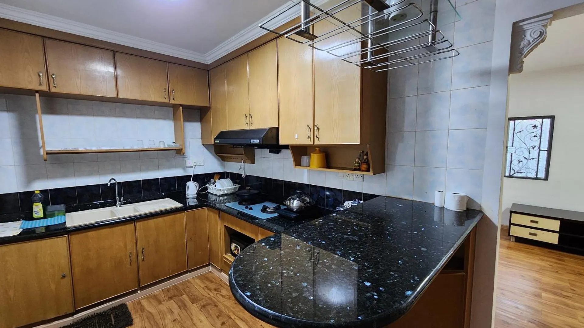 Jacuzzi Pool 3Bedroom, Walk To Stadium Kuala Lumpur Apartment
