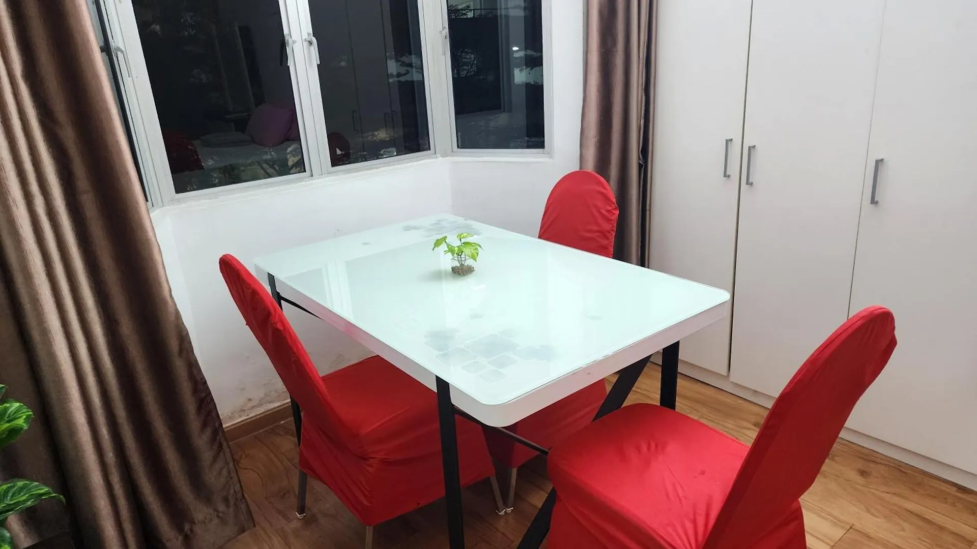 Jacuzzi Pool 3Bedroom, Walk To Stadium Kuala Lumpur Malaysia